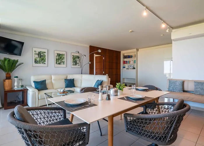 Salgados Paradise 아파트